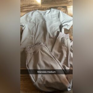 Women's Mandala Medium Scrub set